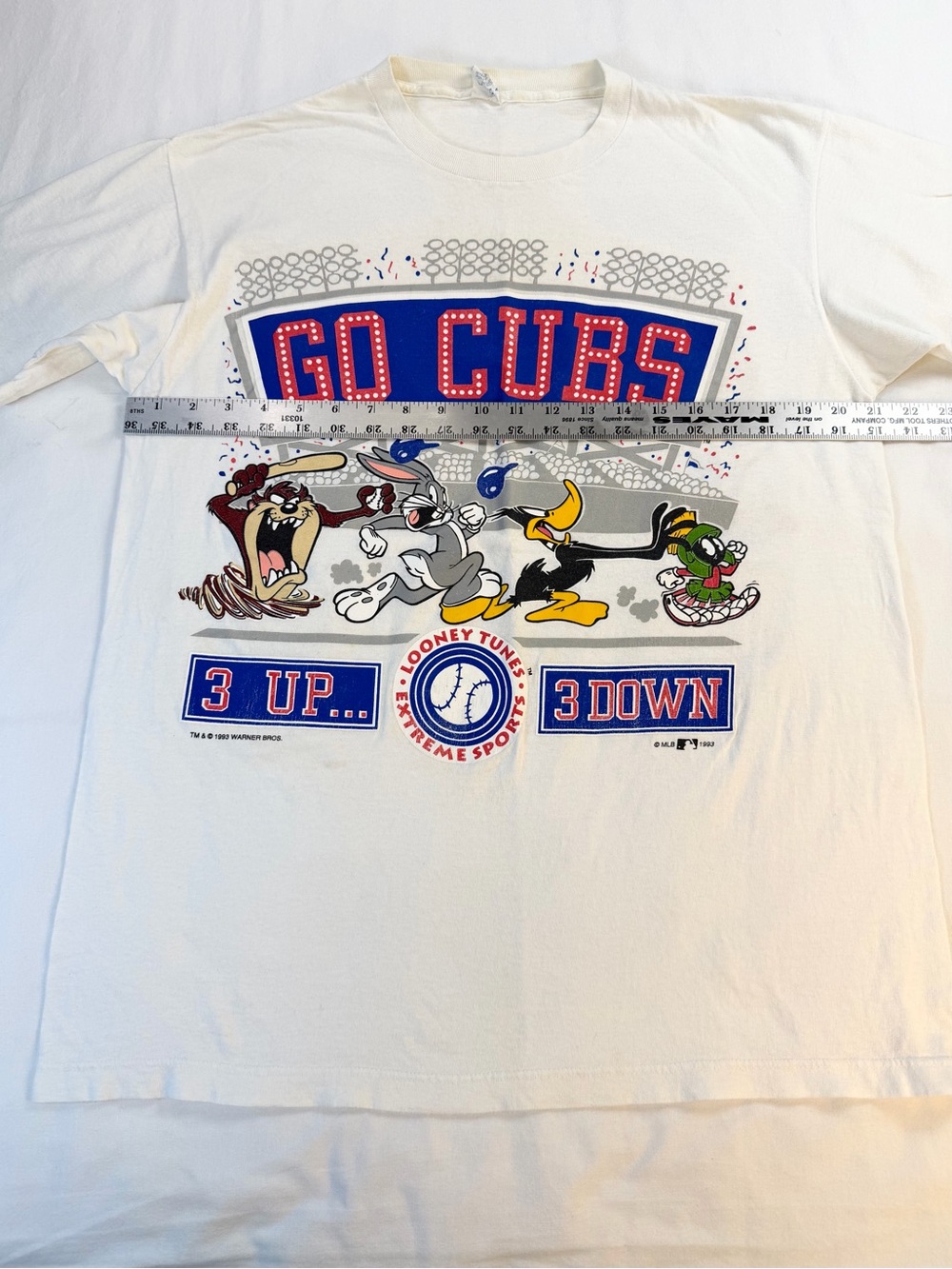 Vintage 90’s Looney Tunes Chicago Cubs Baseball Tee 3Up 3Down Large - Picture 9 of 11